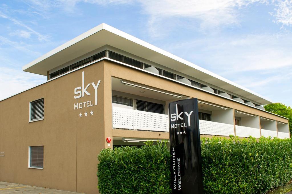 Sky Design Motel Kriessern Exterior photo
